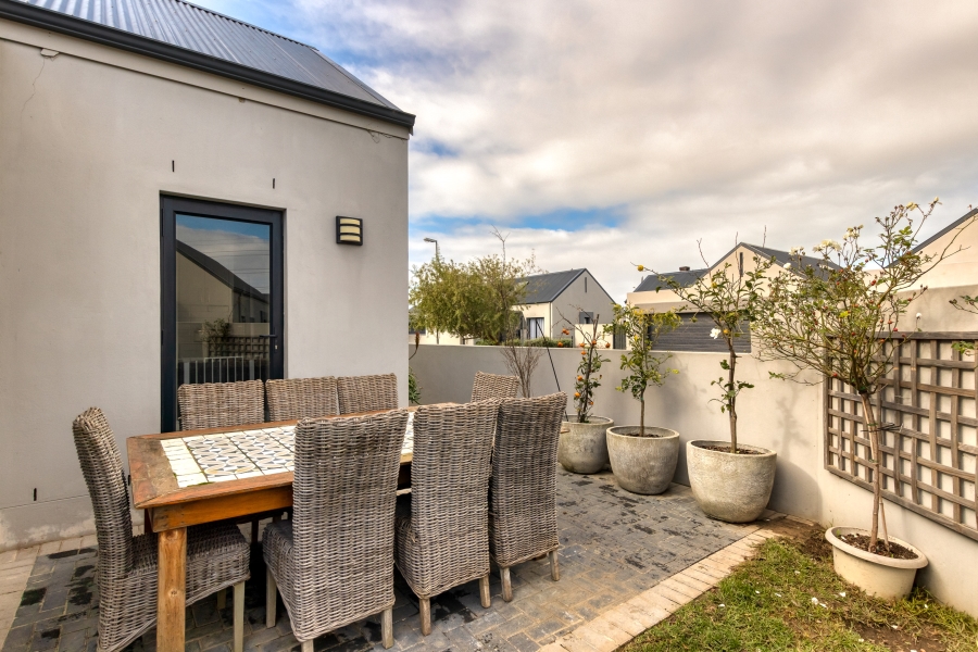 3 Bedroom Property for Sale in Aan de Wijnlanden Western Cape